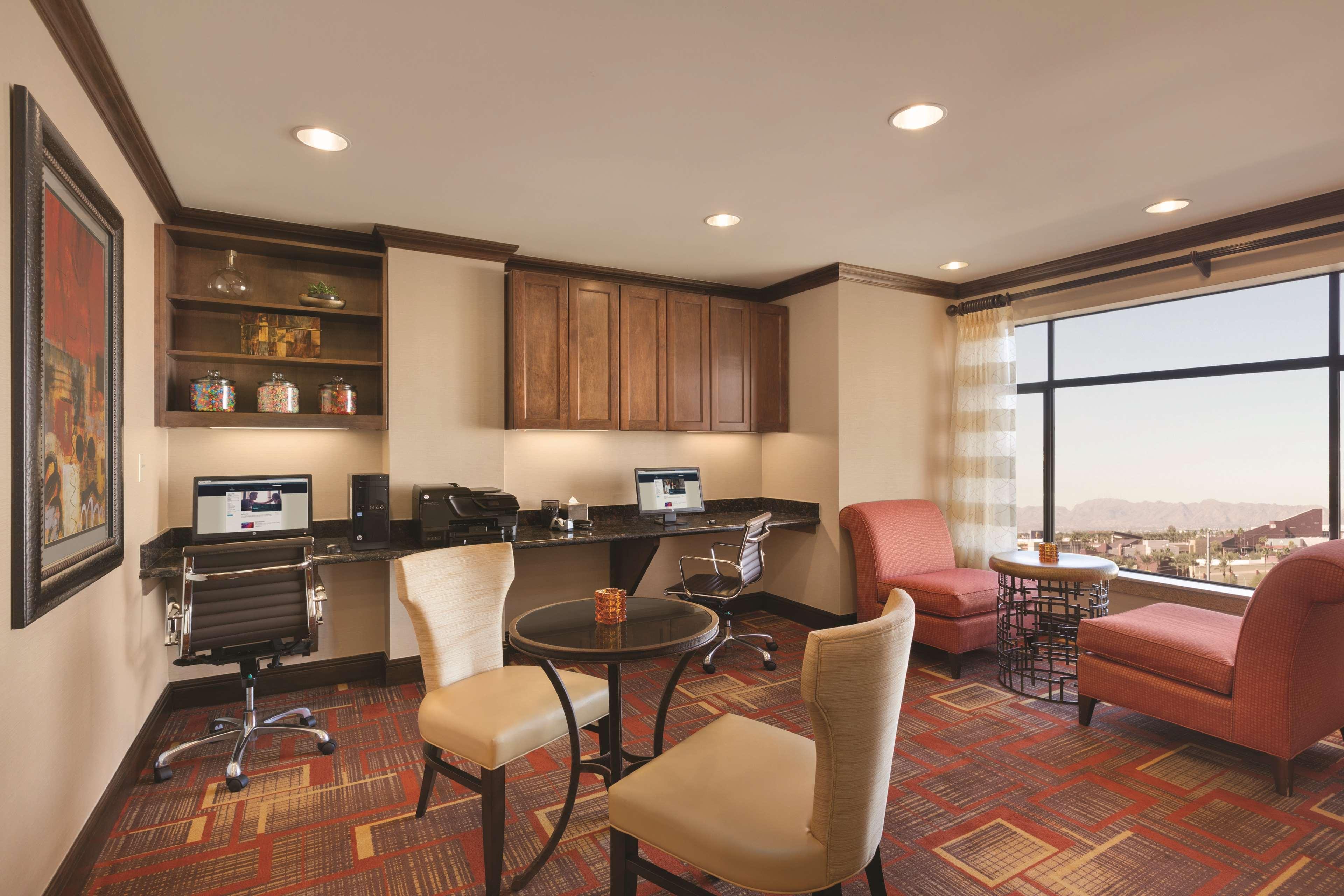 Hilton Phoenix Chandler Exterior foto