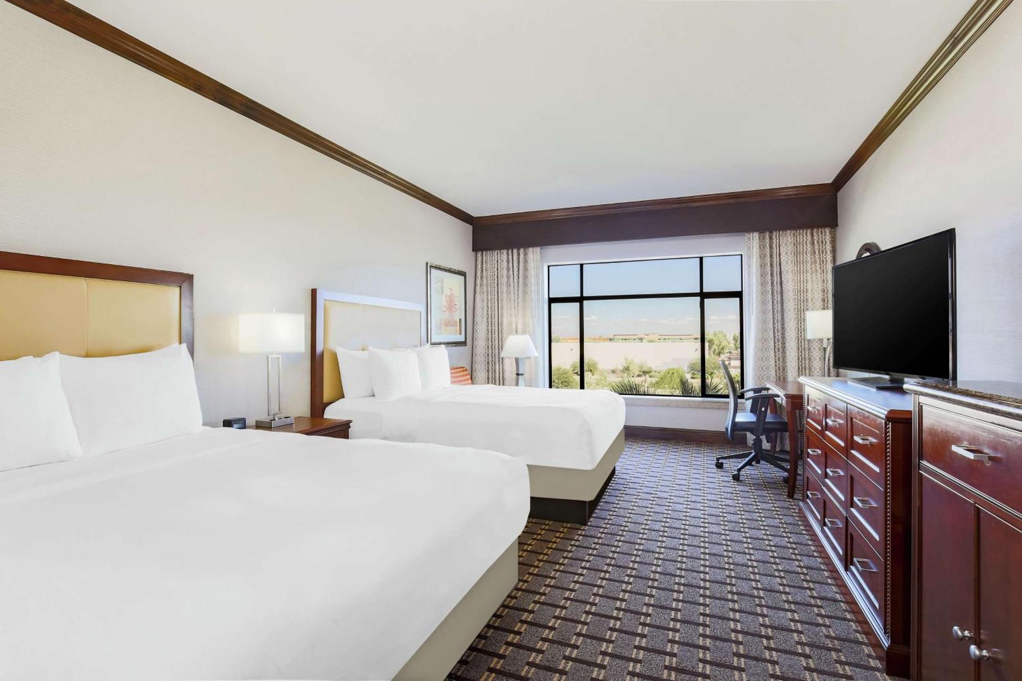 Hilton Phoenix Chandler Exterior foto